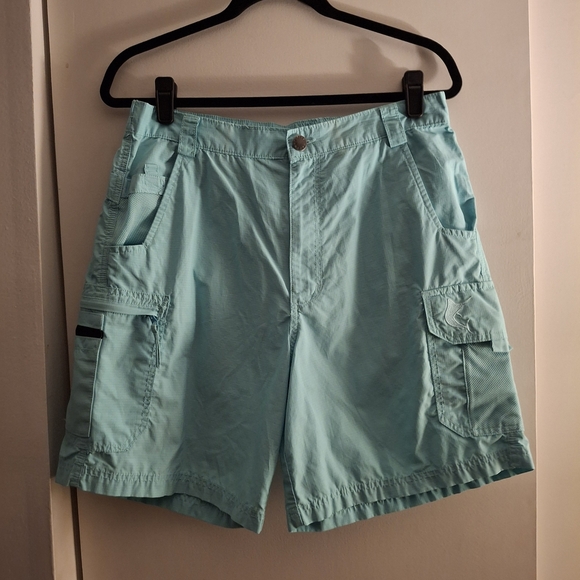 Reel Legends Women's Light Blue Cargo Shorts - Picture 1 of 9